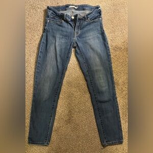 Ladies Levi’s 711 Skinny Ankle Pants, size 28.  These are broke in & well loved